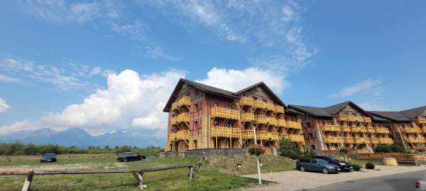 VYSOKÉ TATRY - VEĽKÁ LOMNICA NEĎALEKO GOLF. IHRISKA - 3 IZB APARTMÁN